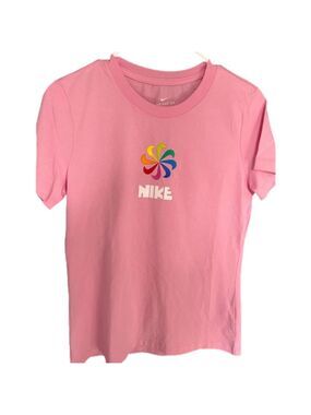Nike size small short sleeve t shirt
